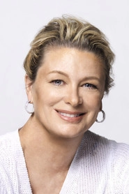 Ảnh diễn viên Kristin Hannah